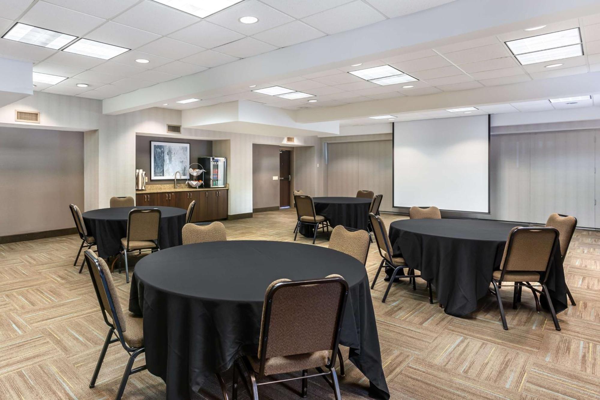 Best Western Plus Cotton Tree Inn Sandy Ngoại thất bức ảnh