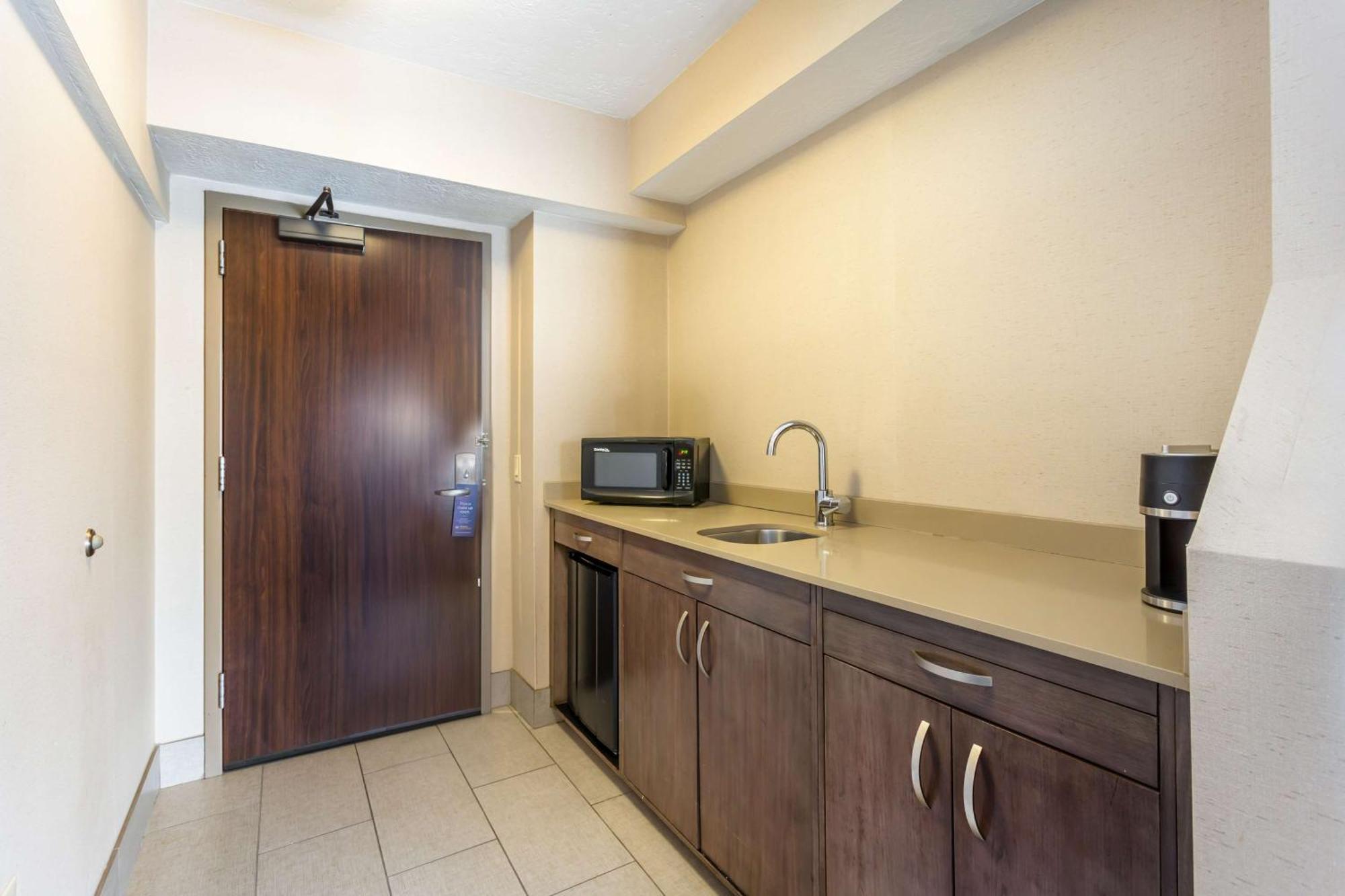 Best Western Plus Cotton Tree Inn Sandy Ngoại thất bức ảnh