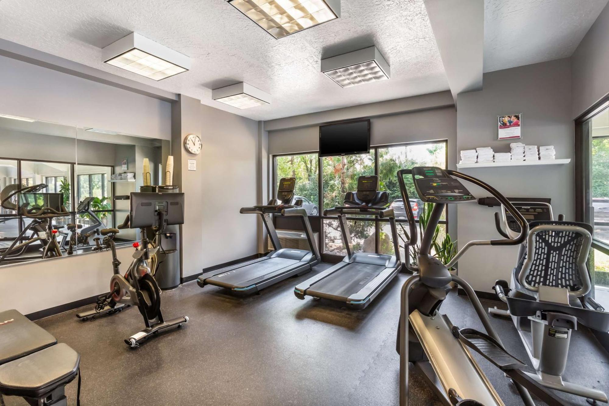 Best Western Plus Cotton Tree Inn Sandy Ngoại thất bức ảnh